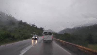 Kiša putevi u Crnoj Gori klizavi mokri 