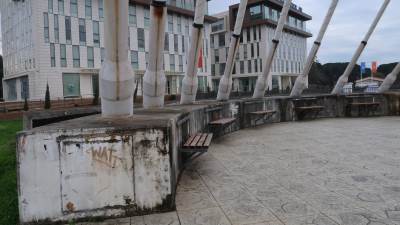  Zaslužuje li Podgorica zarđali simbol grada?(FOTO) 