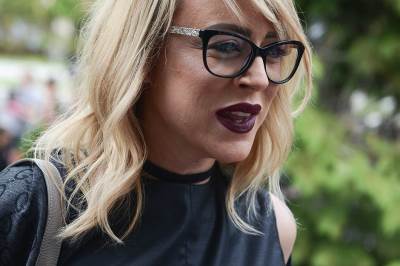  ČESTITKE: Porodila se pevačica! 