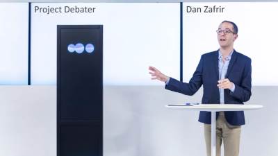  Kompjuter je već u stanju da raspravlja s ljudima 