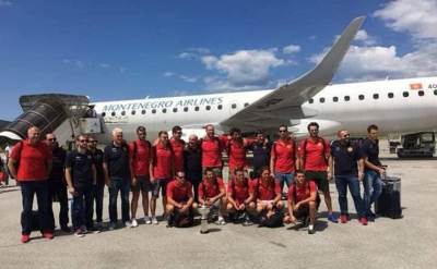  “Ajkule” i trofej sletjeli u Tivat! (FOTO) 