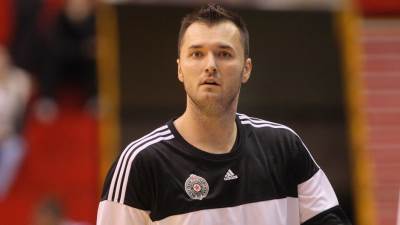  "U BOLNICI SAM, ČUVAJTE SE": Oglasio se Milan Mačvan! 