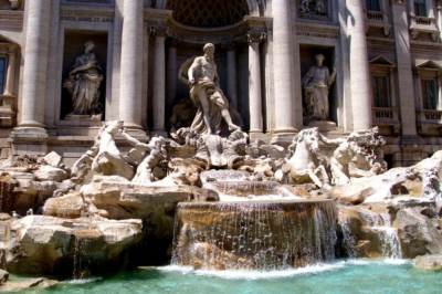  Fontana di trevi u Rimu 