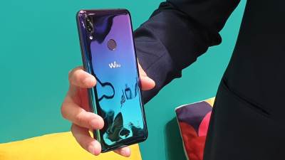  Luksuzni telefoni dostupni svima (FOTO/VIDEO) 