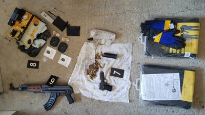  Nikšić: U pretresu pronađen arsenal za likvidacije 