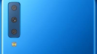  Galaxy sa 3 kamere nazad stiže i to po OK ceni 