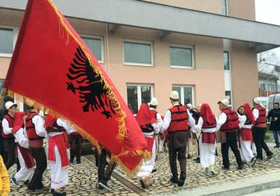  I albanske zastave u Preševu i Bujanovcu 