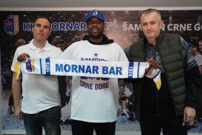  Bobi će i u Mornaru nositi dres sa brojem 6! 