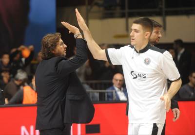  Partizan nestao na deset minuta i izgubio! 