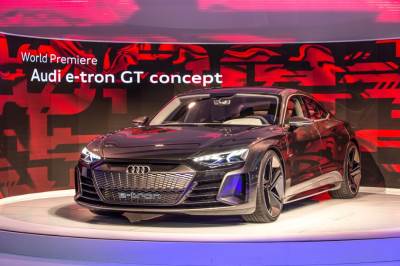  Evo ga seksi nemački električni automobil (FOTO, VIDEO) 