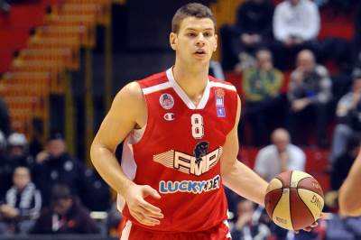  Dragan Apić u Lokomotivi 