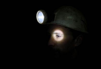  Zarobljeni rudari u rudniku uglja Kosovo 