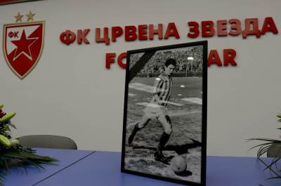  Poslednje "zbogom" legendarnom fudbaleru Dragoslavu Šekularcu 