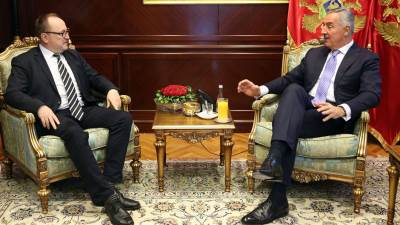  Đukanović: Problem Atlas banke ne može ugroziti stabilnost bankarskog sistema 