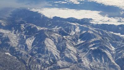  Tinejdžer pao 150 metara niz liticu i prošao samo sa JEDNOM povredom 