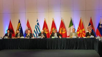  Premijer Marković na konferenciji predsjednika parlamenata država članica JJI 