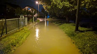  Poplave-u-BiH-Izlile-se-reke-Vrbas i Sana evakuacija u toku FOTO 