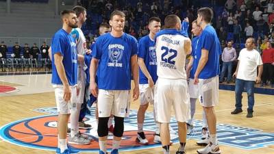  Mornar protiv Benfike ili Groningena 