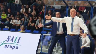  Treneri čestitali igračima, Pavićević ironično o sudiji 