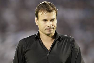  Bivši trener Partizana odlazi u Čempionšip i postaje rival Iviću? 