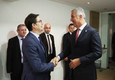  Đukanović se sastao sa predsjednikom S. Makedonije 