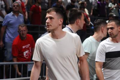  Nemanja-Nedovic-se-vratio-na-teren-i-dao-cetiri-trojke-za-Armani-protiv-Albe-u-gostima 