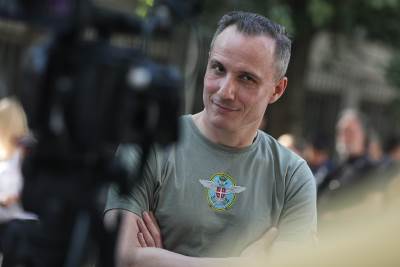  Timotijeviću zbog GEJ poljupca prete smrću i žele da se raspadne od kancera 