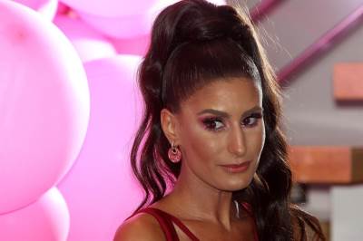  DIDI OBJAVILA SLIKU S BEBOM! I majka i kćerka obučene u Versače! 