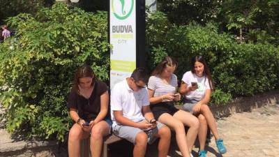  Budva dobila pametne klupe Budva Zero Waste City 
