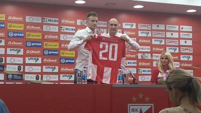  Njegos-Petrovic-promocija-u-FK-Crvena-zvezda 