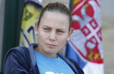  Jelena-Dokic-fotografije-sa-Instagrama-Jelena-Dokic-u-kupacem 