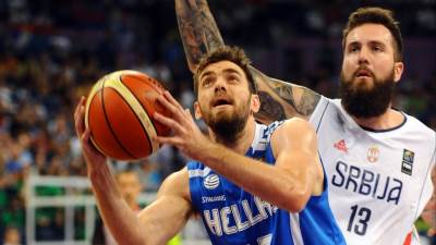  Janis-Atineu-povredio-ligamente-kolena-umesto-njega-pozvan-Vangelis-Mancaris 