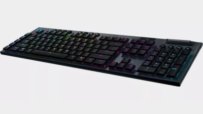  Logitech-G915-Lightspeed-i-G815-Lightsync-najtanje-mehanicke-tastature-Logitech-tastatura-cene 