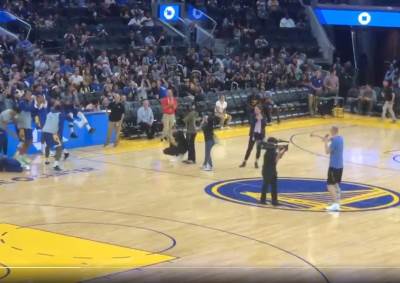  Zna li neko ŠTA je Alen pjevao Voriorsima na treningu? 