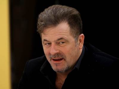  Sasa-Milosevic-Mare-razbio-staklo-na-parkingu 