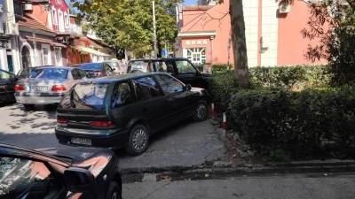  Nepropisno parkiranje - loša infrastruktura ili nekultura vozača? ANKETA 