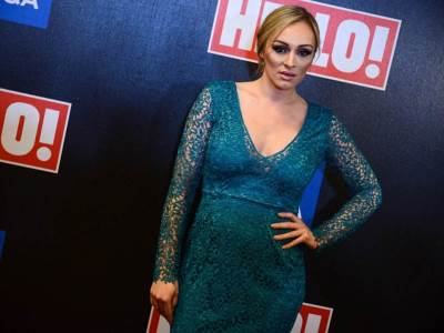  Anabela-Atijas-mora-na-hitnu-operaciju-Implanti-moraju-da-lete-napolje 