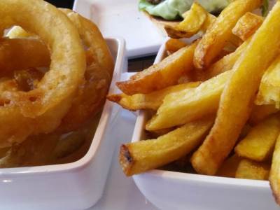  Brza i masna hrana dovodi do bržeg gubitka pamćenja! 