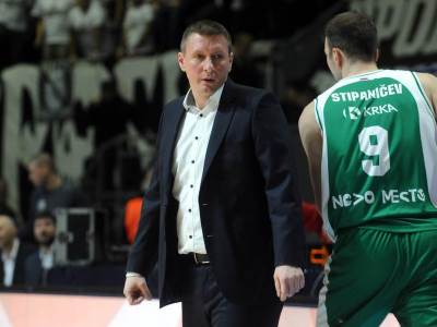  KK-Krka-smena-trenera-Simon-Petrov 