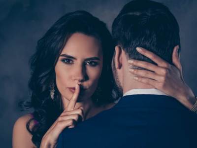  ŽENA SA STO LICA: Tvrdila da je kuma Đukanovića, robijala u Spužu... 