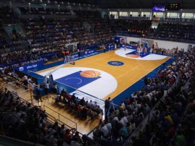  KK-Mornar-Bar-kaznjen-zbog-udaranja-igraca-upad-navijaca-ABA-liga 