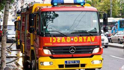  Batajnica: Polio ženu razređivačem i zapalio je! 