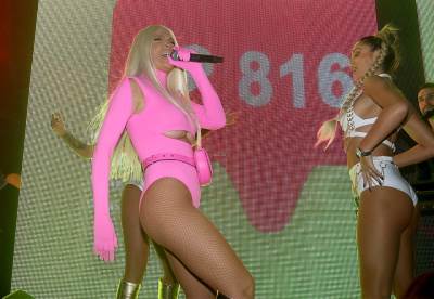  Tražili ste, gledajte: Jelena Karleuša peva UŽIVO! 