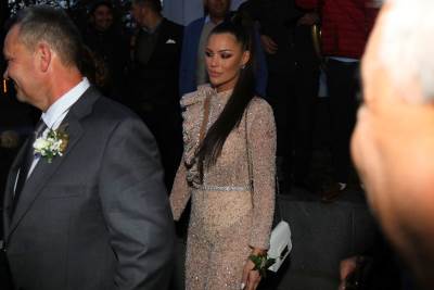  Pjevač o vezi s Veljkovom svastikom: "Šta će pomisliti djevojka?!" 