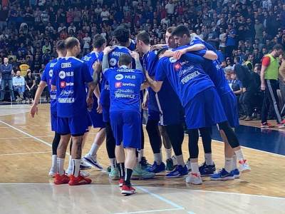 BUDUĆNOST VOLI JE ZA SPLIT DRUGA DIMENZIJA    BUDUĆNOST VOLI JE ZA SPLIT DRUGA DIMENZIJA