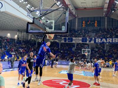  Pozvali navijače na sportsko navijanje 