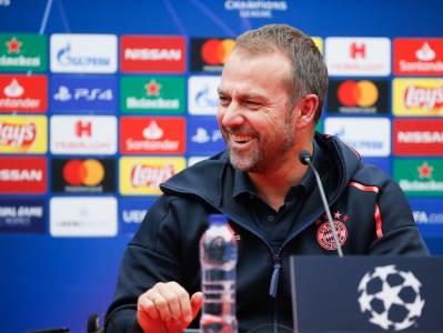  Bajern-protiv-Crvene-zvezde-sa-17-igraca-Trener-Hans-Diter-Flik-zamalo-propustio-1991.-godinu 