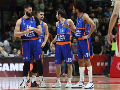  Oglasila se Evroliga: Valensija oštećena protiv Zvezde - bila je trojka! 