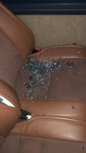  INCIDENT NAKON UTAKMICE: Igračima Budućnosti polomljena stakla na autobusu 