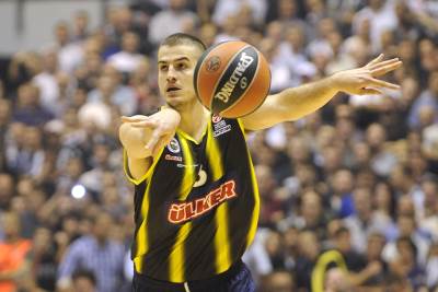  Nemanja Bjelica se vratio u Fenerbahce 